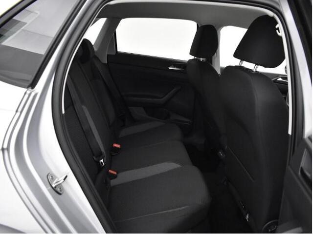 Volkswagen POLO Life Edition 1.0 TSI 1.0 TSI 95 pk 5 versn. Hand · Airconditioning automatisch, 2-zone (climatronic) · Achteruitrijcamera ·