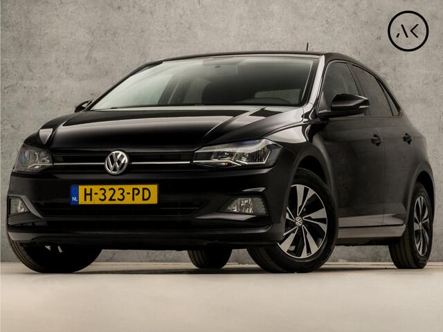 Volkswagen POLO 1.0 TSI Sportline (APPLE CARPLAY, GROOT NAVI, PARKEERSENSOREN, ADAPTIVE CRUISE, GETINT GLAS, SPORTSTOELEN, LM VELGEN, ARMSTEUN, NIEUWE APK, NIEUWSTAAT)