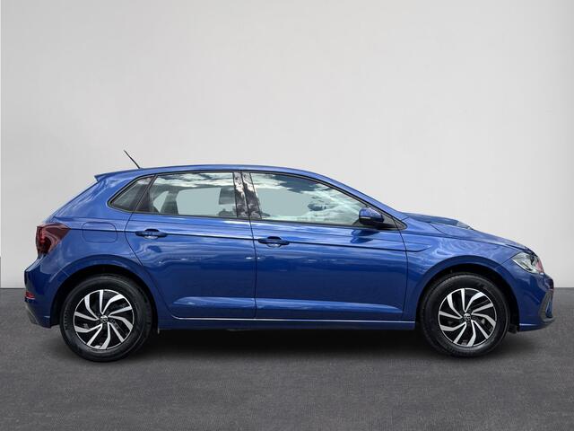Volkswagen POLO 1.0 TSI Life Edition | Camera | LED Verlichting | Parkeersensoren Achter | 15"LMV | Digitaal Dashboard | Airco