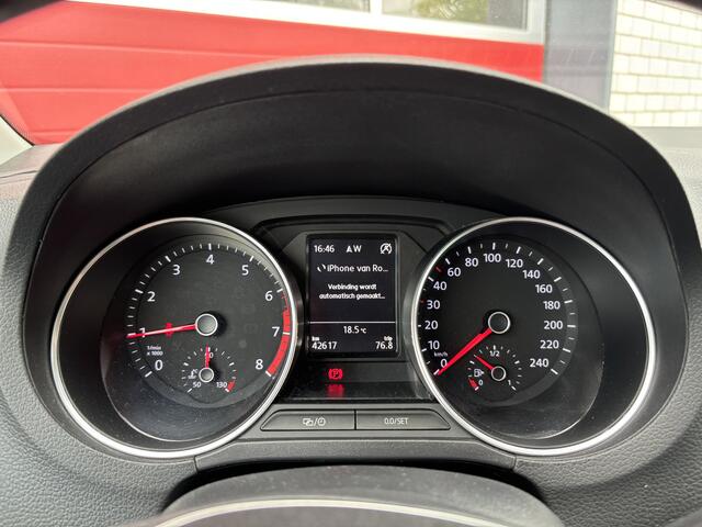 Volkswagen POLO 1.0 TSI 95PK BlueMotion Edition UNIEKE STAND / NAVI / CARPLAY / AIRCO / BLUETOOTH / CRUISE / NL-AUTO
