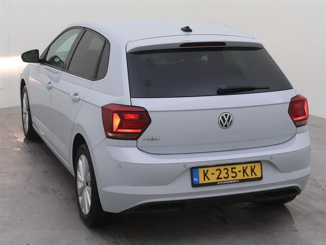 Volkswagen POLO 1.0 TSI Highline / CAMERA/ PARK. SENSOREN/ NAVI/ CLIMA/ 16" LMV