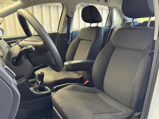 Volkswagen POLO 1.4 TDI Comfortline Connected Series | APK 27-01-2026 ! | GEEN GARANTIE! | Airco | Navi | Cruise | LM Velgen | ( Vestiging - Vianen )