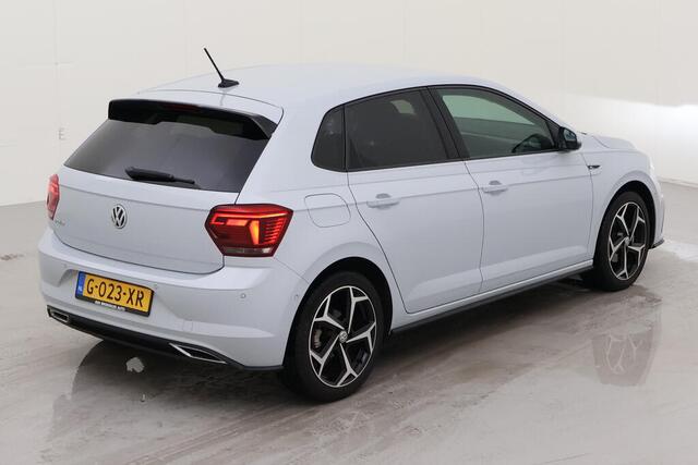 Volkswagen POLO 1.0 TSI Highline Business R / Digitaal dashboard / Navigatie / LED / Parkeersensoren V+A /