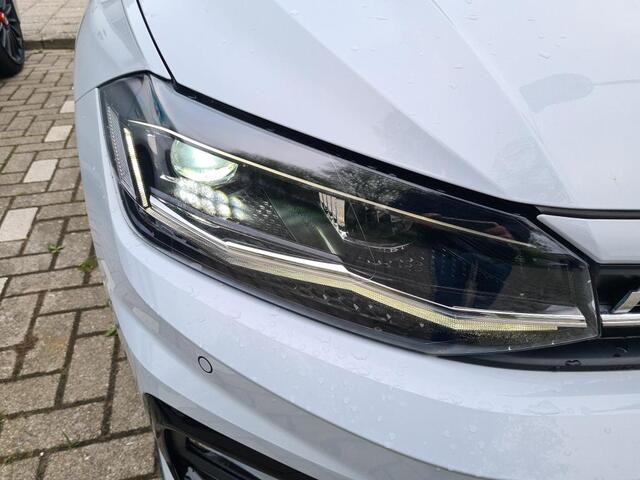 Volkswagen POLO 1.0 TSI Highline Business R / Digitaal dashboard / Navigatie / LED / Parkeersensoren V+A /