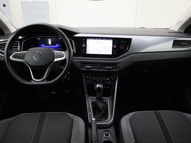 Volkswagen POLO 1.0TSI/95PK Style · Navigatie · Parkeersensoren · Matrix-LED · Garantie tot november 2025 of 100000km