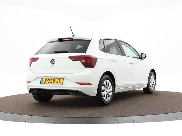 Volkswagen POLO 1.0 Tsi 95pk Life Business · Apple/Android Car Play · Climatronic · Stoelverwarming · P-Sensoren · 15'' Inch ·