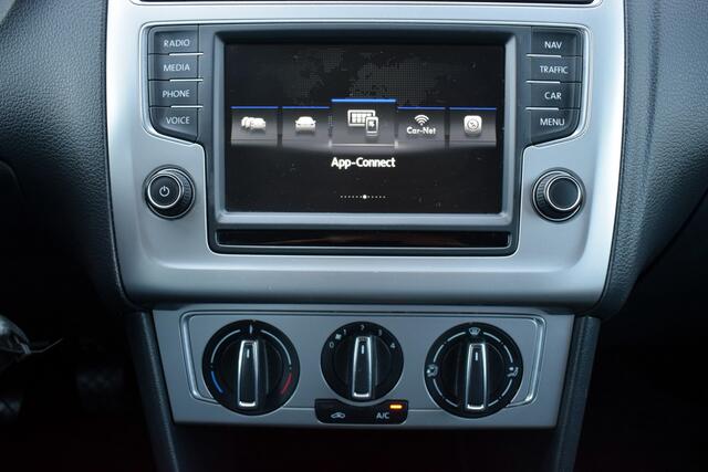 Volkswagen POLO 1.0 TSI BlueMotion Airco | Carplay | Full Map Navi | 15 Inch LMV | Isofix