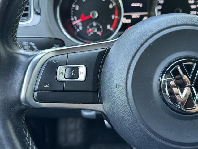 Volkswagen POLO 1.2 TSI R-LINE NAVI CARPLAY 110PK