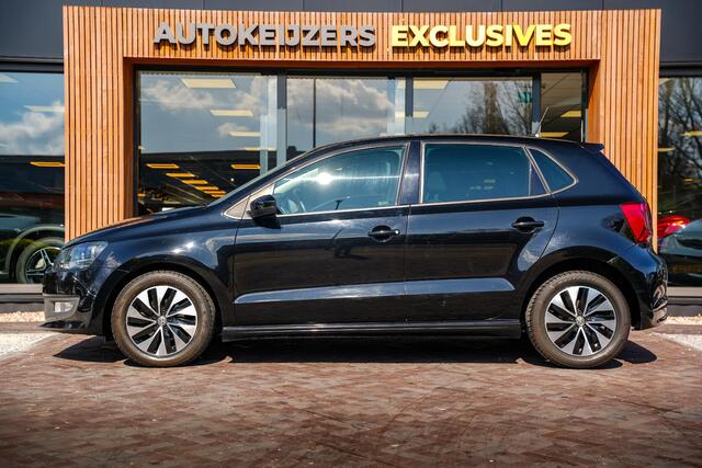 Volkswagen POLO 1.0 BlueMotion Connected Series Apple Carplay Navi Mistlampen 15"L.M. Parkeersensoren