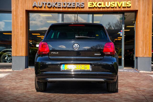 Volkswagen POLO 1.0 BlueMotion Connected Series Apple Carplay Navi Mistlampen 15"L.M. Parkeersensoren