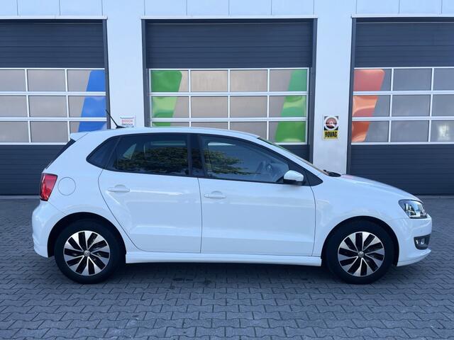 Volkswagen POLO 1.0 BlueMotion Connected Series