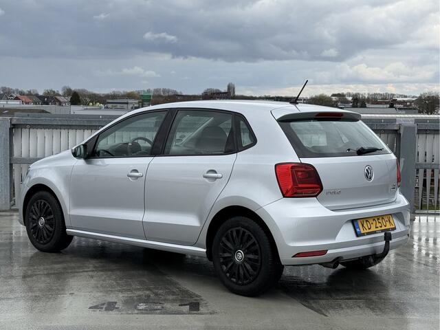 Volkswagen POLO 1.2 TSI | Clima | BT | Trekhaak | Dealer onderhouden