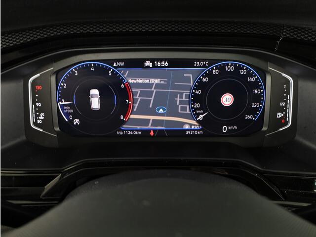 Volkswagen POLO 1.0 TSI Life Business | Navigatie | Parkeer sensoren | Climate Geregelde Airco |
