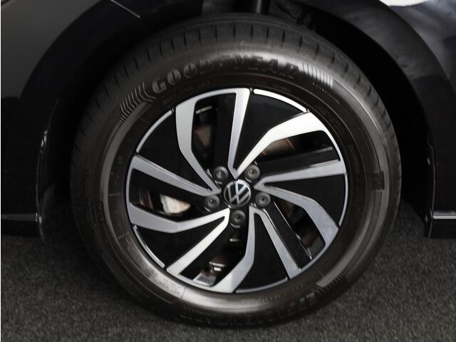 Volkswagen POLO 1.0 TSI Life Business | Navigatie | Parkeer sensoren | Climate Geregelde Airco |