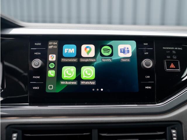 Volkswagen POLO 1.0 TSI 95Pk DSG Highline | Parkeersensoren V&A | Navi | Climate control | Apple Carplay/ Android Auto | Prijs Rijklaar!!
