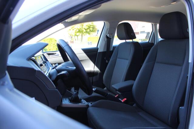 Volkswagen POLO 1.0 TGI Comfortline | ADAPTIEF-CRUISE | AIRCO | BLUETOOTH | PARKEERSENSOR-VOOR/ACHTER |