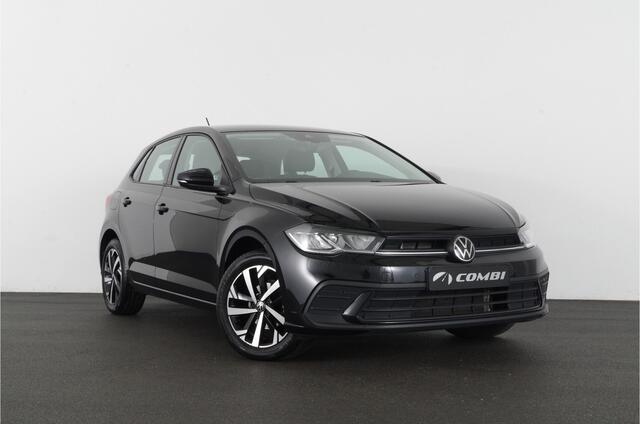 Volkswagen POLO 1.0 TSI Life > Automaat/Torsby velgen/Camera/stoelverwarming... | 2491 |