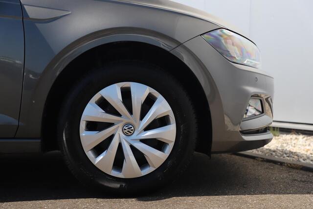 Volkswagen POLO 1.0 TSI Comfortline 95PK NAP Navigatie Airco Adaptive Cruise Carplay Android Bluetooth LED Grijs Metallic