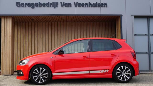 Volkswagen POLO 1.2 TSI 90pk 5Drs Highline & Beats Edition *Nieuwstaat* Navi 16inch LM Stoelverwarming Sport Drive Modus *51406km* Unieke Polo!