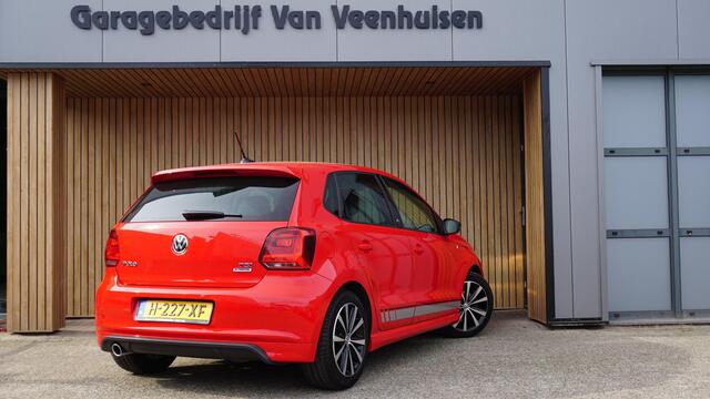 Volkswagen POLO 1.2 TSI 90pk 5Drs Highline & Beats Edition *Nieuwstaat* Navi 16inch LM Stoelverwarming Sport Drive Modus *51406km* Unieke Polo!