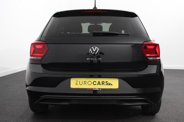 Volkswagen POLO 1.0 TSI 110pk DSG Highline | Navigatie | Apple Carplay/Android auto | Afneembare trekhaak | Parkeersensoren | Adaptive Cruise Control | Verwarmbare voorstoelen | Extra getint glas | Climate Control