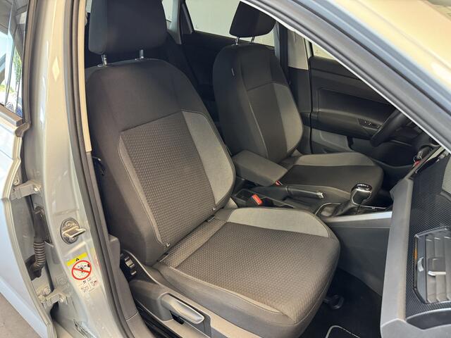 Volkswagen POLO 1.0 TSI Life Business Appconnect/PDC/Stoelverwarming