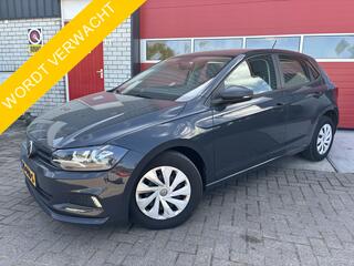 volkswagen-polo-1.0-trendline-urano