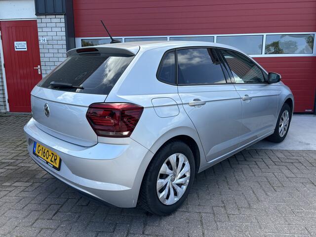 Volkswagen POLO 1.0 MPI Comfortline CARPLAY / NAVI / AIRCO / CRUISE / DAB+ / ELEK RAMEN / NL-AUTO