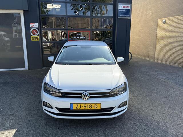 Volkswagen POLO 1.0 TSI Comfortline / Airco/ Navigatie/ Cruise/ Apple carplay/ LMV