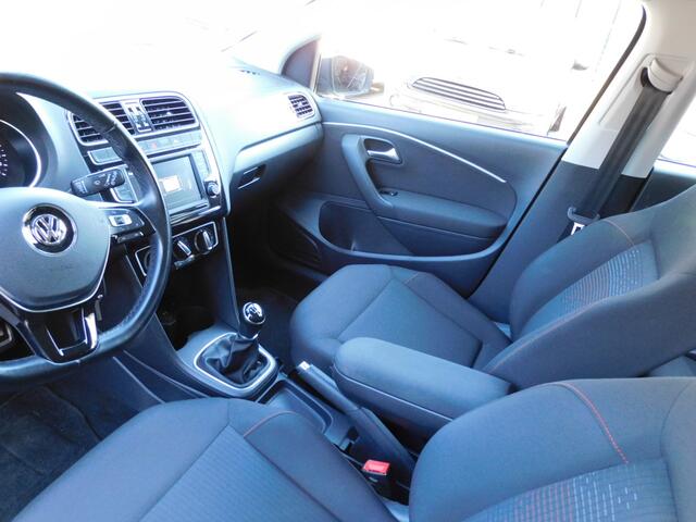 Volkswagen POLO 1.2 TSI Comfortline Business R TOPSTAAT! NAVI! CRUISE! LM VELGEN!