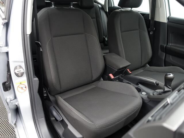 Volkswagen POLO 1.0 MPI Highline- Park Assist, Front Assist, Led, Cruise Control, Clima, Sport Pakket