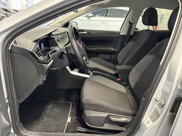 Volkswagen POLO 1.0 Tsi 95pk DSG Life Edition · Camera · Apple/Android Car play · P-Sensoren · Getint Glas · 15'' Inch · Garantie t/m 22-09-2028 of 100.000km