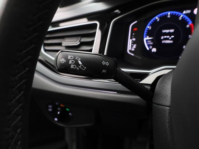 Volkswagen POLO 1.0 TSI R-Line | PANO | ADAPTIVE | CARPLAY