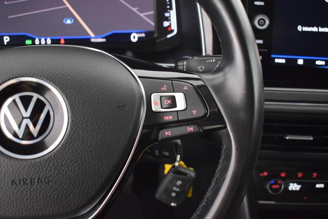 Volkswagen POLO 1.0 TSI 95pk DSG Highline Camera Virtual Cockpit Navigatie