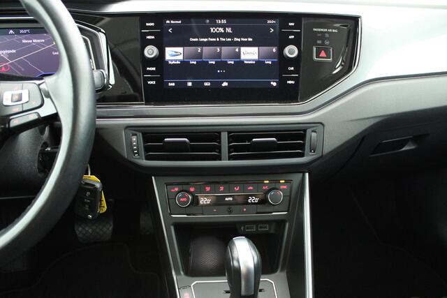 Volkswagen POLO 1.0 TSI 95pk DSG Highline Virtual Cockpit Climate Control Parkeersensoren Navigatie