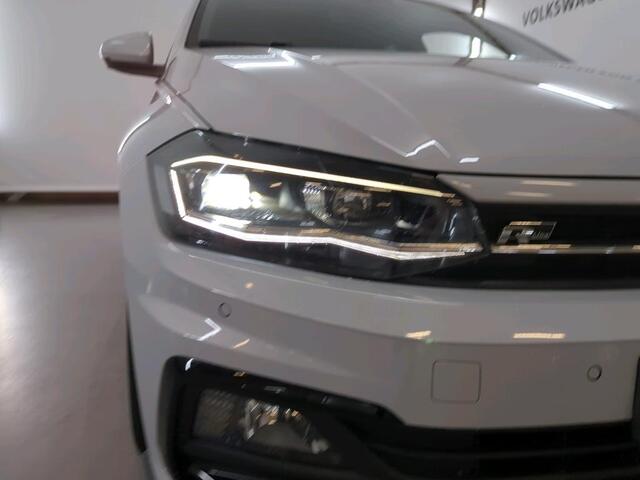 Volkswagen POLO 1.0 TSI 95pk DSG Highline Business R R-Line Panoramadak Camera Winterpakket Navigatie LED Koplampen