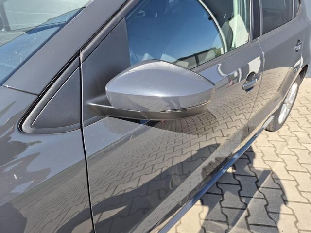 Volkswagen POLO 1.2 TSI Sound