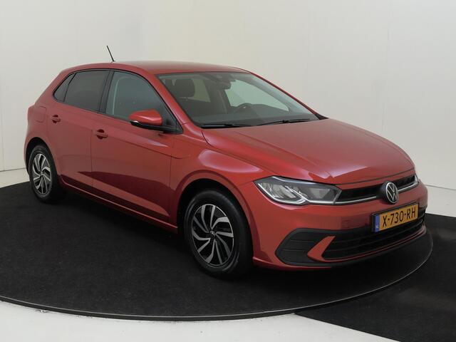 Volkswagen POLO 1.0 TSI Life | Parkeersensoren | Adaptieve Cruise Control | CarPlay | Bluetooth | Climate control |