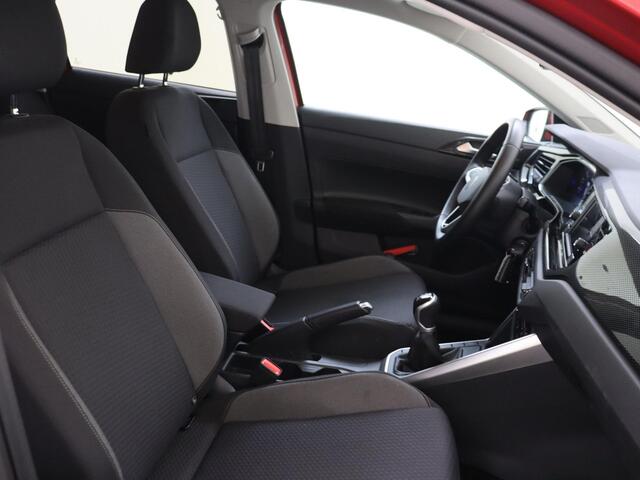 Volkswagen POLO 1.0 TSI Life | Parkeersensoren | Adaptieve Cruise Control | CarPlay | Bluetooth | Climate control |
