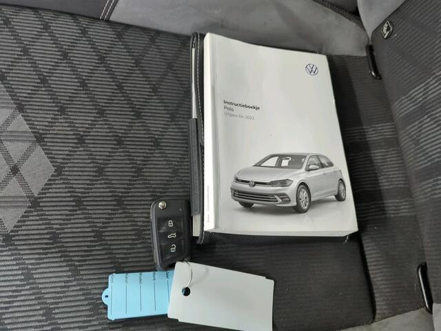 Volkswagen POLO 1.0 TSI R-Line /DSG/ Digitale Cockpit/ Matrix Led/ Panoramadak/ R Line Int + Ext/ / facelift/ Clima/ Navi/ Parkeersensoren/ 18 lmv