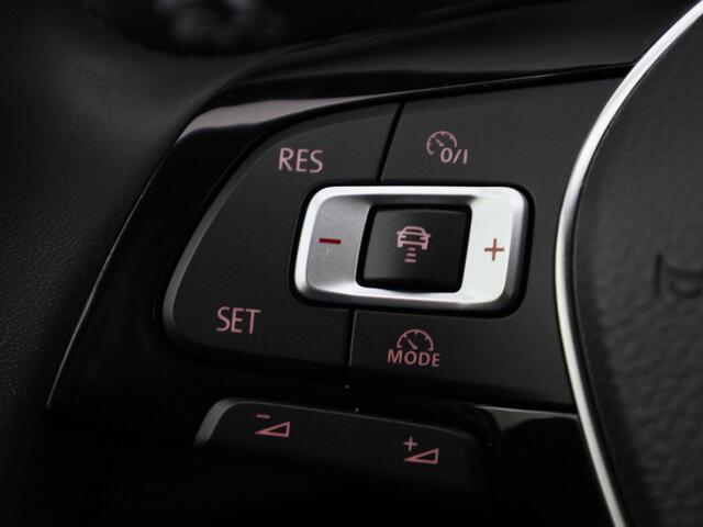 Volkswagen POLO 1.0TSI/116PK Highline · Navigatie · Parkeersensoren · Drive mode