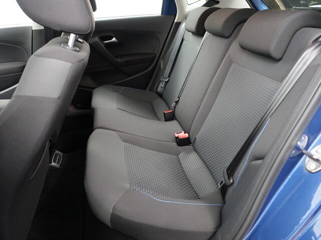 Volkswagen POLO 1.0 BlueMotion Highline- NAP 89dkm, CarPlay, Navigatie, Cruise, Clima, Comfort Interieur