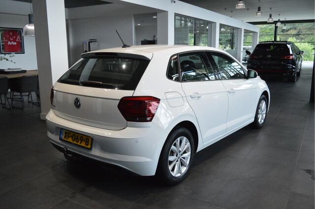 Volkswagen POLO 1.0 TSI Comfortline navi clima cruise pdc 95 pk !!