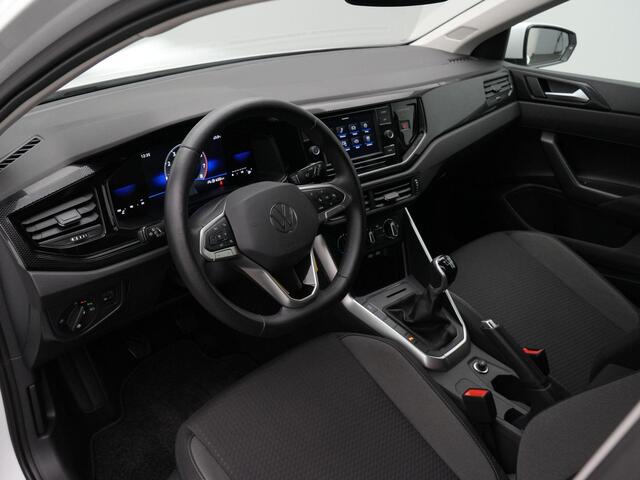 Volkswagen POLO Life 1.0 TSI 95 pk | Parkeersensoren voor/achter | Apple Carplay / Android Auto | Adaptive Cruise | 15 inch