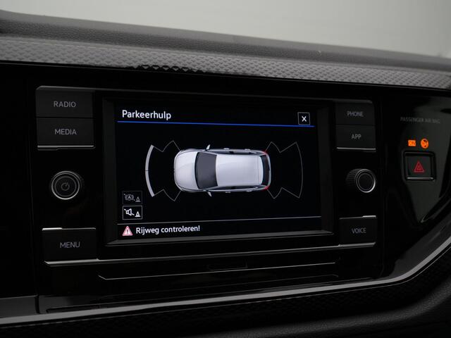 Volkswagen POLO Life 1.0 TSI 95 pk | Parkeersensoren voor/achter | Apple Carplay / Android Auto | Adaptive Cruise | 15 inch