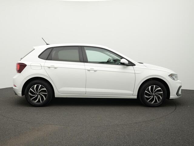 Volkswagen POLO Life 1.0 TSI 95 pk | Parkeersensoren voor/achter | Apple Carplay / Android Auto | Adaptive Cruise | 15 inch