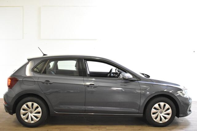Volkswagen POLO 1.0 MPI POLO LIFE VIRTUAL/PDC/NAVI