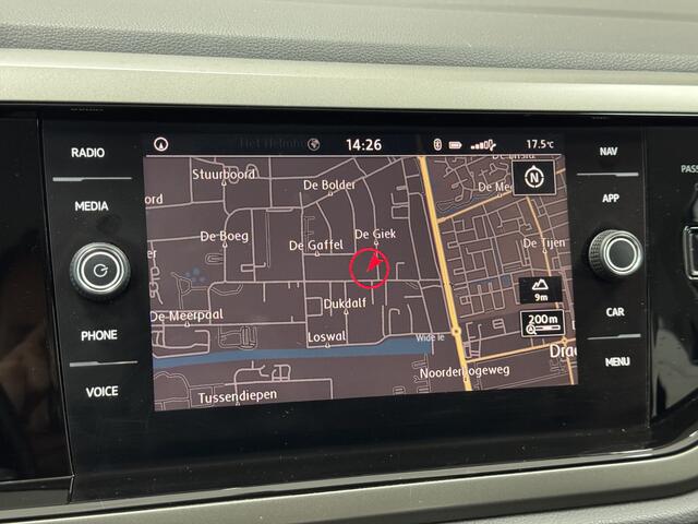 Volkswagen POLO 1.0 TSI Comfortline/ LED Dagrijverl./ Apple+Android/ DAB+/ 15''LMV/ Airco/ Navi/ Cruise/ Bluetooth/ Multi.LEDER.Stuur/ Elek.Pakket/ Isofix/ Mistl.Voor.