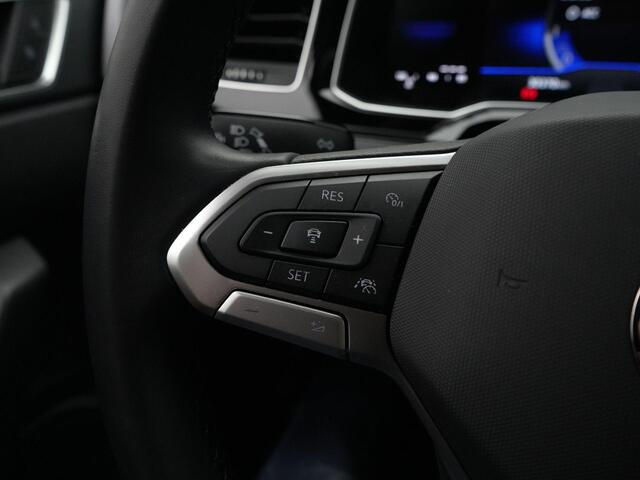 Volkswagen POLO 1.0 TSI 95 pk R-Line | Parkeersensoren voor/achter | Adaptive Cruise | Apple Carplay / Android Auto
