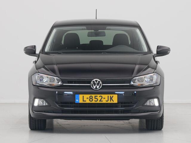 Volkswagen POLO 1.0 TSI 95pk Highline Navigatie 17"lm velgen PDC Privacy glas 321